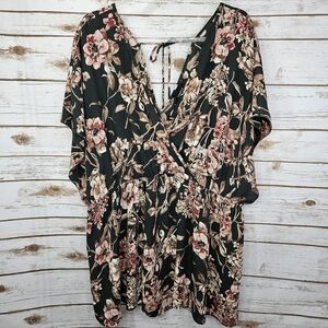 Torrid Green Flowy Floral Top Size 4 =26/4X